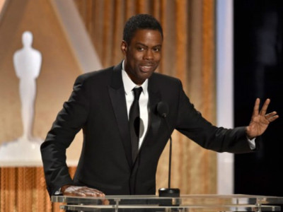 diversity row pressure mounts on chris rock to quit as oscars host