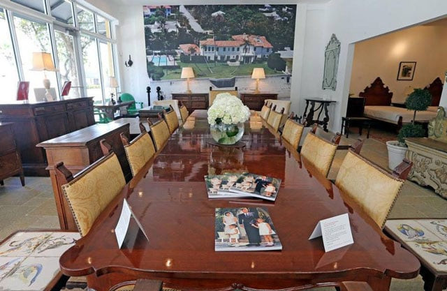 a mahogany banquet table is among the collection of furniture from the kennedy family s palm beach residence known as the quot winter white house quot on auction at leslie hindman auctioneers in west palm beach photo courtesy miami herald a mahogany banquet table is among the collection of furniture from the kennedy family s palm beach residence known as the quot winter white house quot on auction at leslie hindman auctioneers in west palm beach photo courtesy miami herald
