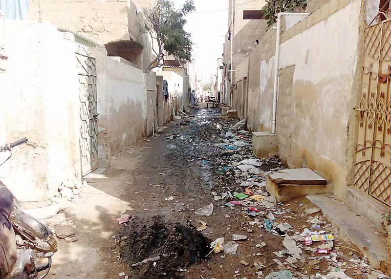 sewerage water is accumulated in a narrow street in north karachi 5b 1 photo nni sewerage water is accumulated in a narrow street in north karachi 5b 1 photo nni