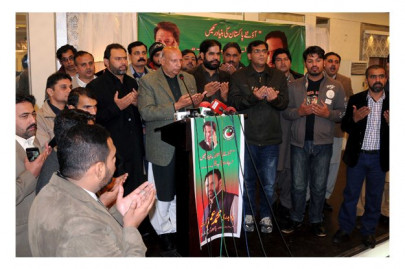 sarwar dismisses rumours says he is eligible sarwar dismisses rumours says he is eligible