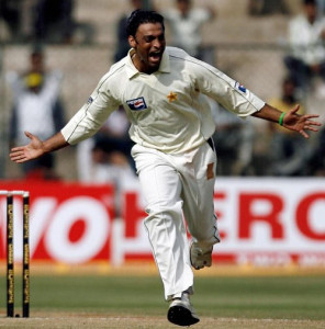 knee fix shoaib akhtar goes under the knife knee fix shoaib akhtar goes under the knife