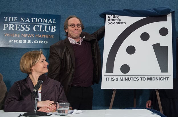 lawrence krauss chair of the bulletin of atomic scientist s 039 board of sponsors unveils the quot doomsday clock quot showing that the world is now three minutes away from catastrophe during a press conference of the bulletin of atomic scientist s in washington dc on january 26 2016 photo afp