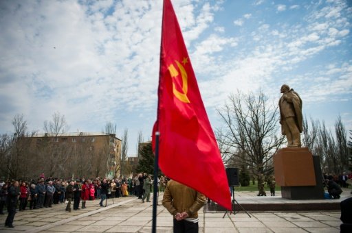 lenin statue survives bomb plot in rebel ukraine
