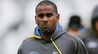 mascarenhas to quit as new zealand bowling coach mascarenhas to quit as new zealand bowling coach