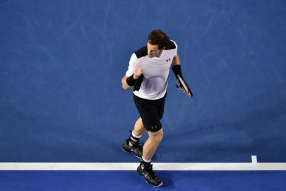 australian open murray grinds down raonic to reach final australian open murray grinds down raonic to reach final