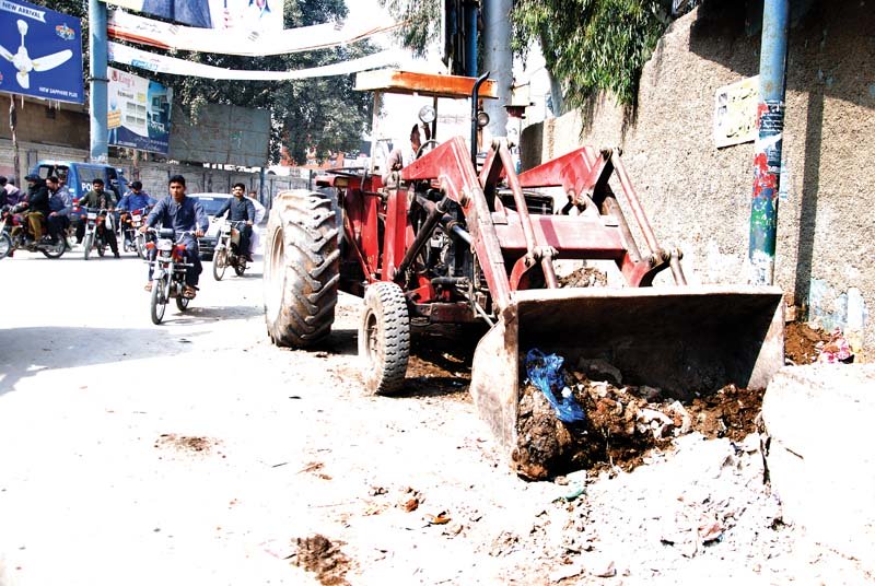 authorities have started repairs of broken roads in sukkur such as minara road above but residents feel the quality of work is very poor photo naeem ahmed ghouri express