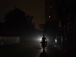 sindh energy minister directs k electric to resolve consumers woes