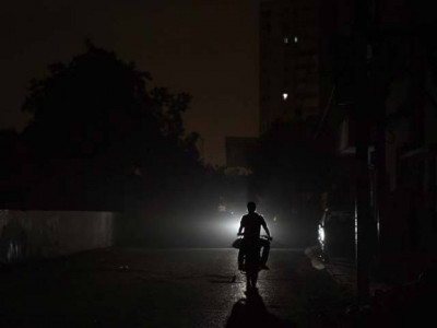 centre once again blamed for load shedding in sindh centre once again blamed for load shedding in sindh