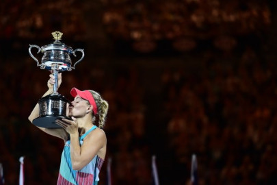 australian open kerber stuns serena in final