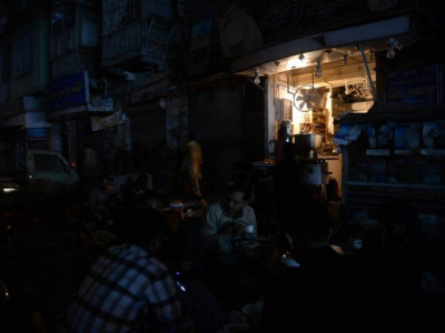 karachi blackout power supply still interrupted in shah faisal colony karachi blackout power supply still interrupted in shah faisal colony