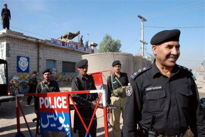 gold diggers robbers get away with rs130m gold diggers robbers get away with rs130m