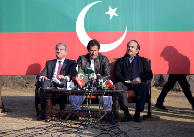 pakistan tehreek e insaf chairman imran khan addresses a press conference in islamabad on february 02 2016 photo pti