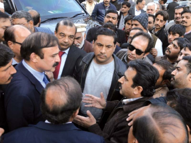 blue area traders attempt to convince the cadd minister in favour of their demands photo mudassar raja express