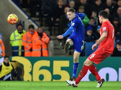 vardy keeps leicester flying united come to life