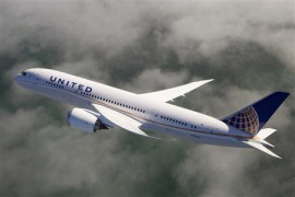 united airlines flight makes emergency return after technical failure