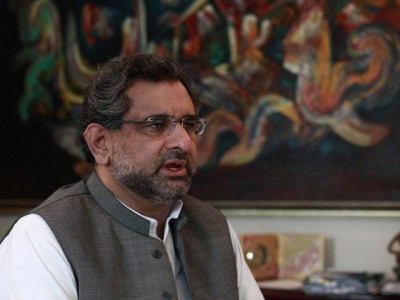 abbasi holds pm imran responsible for sindh igp s detention abbasi holds pm imran responsible for sindh igp s detention