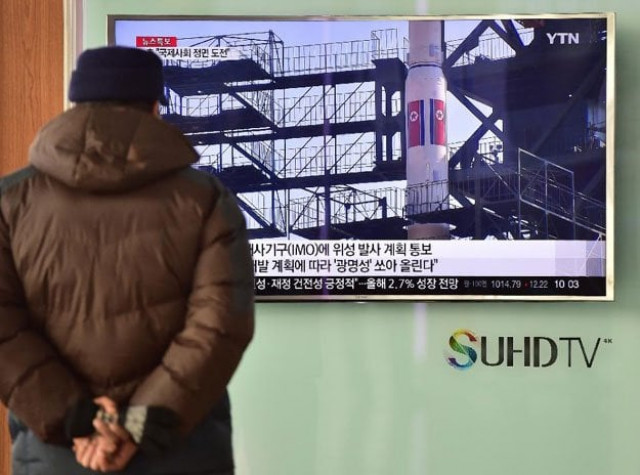 a man watches a news report on north korea 039 s planned rocket launch at a railway station in seoul on february 3 2016 photo afp a man watches a news report on north korea 039 s planned rocket launch at a railway station in seoul on february 3 2016 photo afp