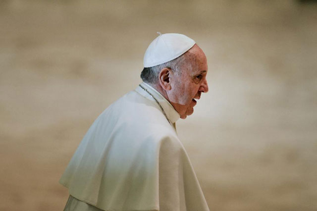 pope francis arrives for his weekly general audience at the vatican on january 20 2016 photo afp