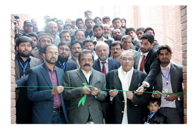punjab law minister rana sanaullah seen inaugurating the exhibition photo nni punjab law minister rana sanaullah seen inaugurating the exhibition photo nni