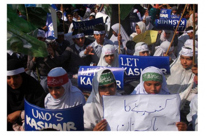 solidarity with kashmir protests reverberate across the country solidarity with kashmir protests reverberate across the country