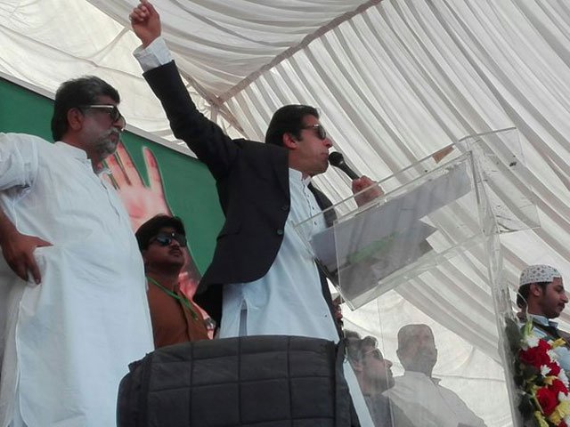 pakistan tehreek e insaf chairman imran khan addresses a party gathering in dera murad jamali on february 7 2016 photo pti