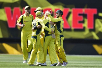 paris replaces injured richardson for australia paris replaces injured richardson for australia