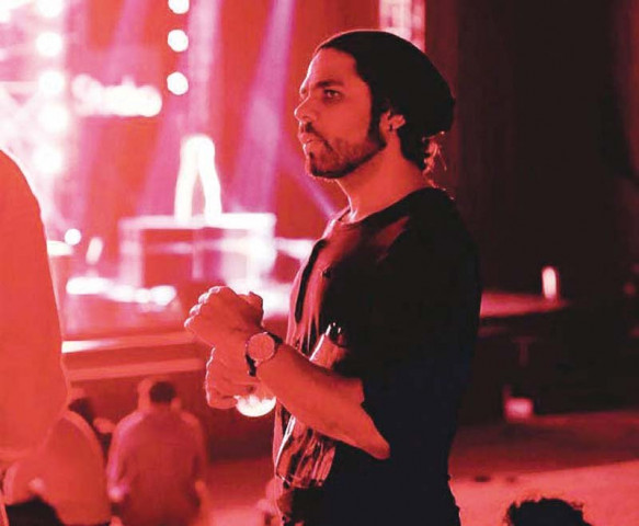 zohaib kazi is approaching people to back his off beat venture photos file zohaib kazi is approaching people to back his off beat venture photos file