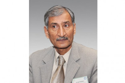 300 held in a crackdown against quackery unregistered practice