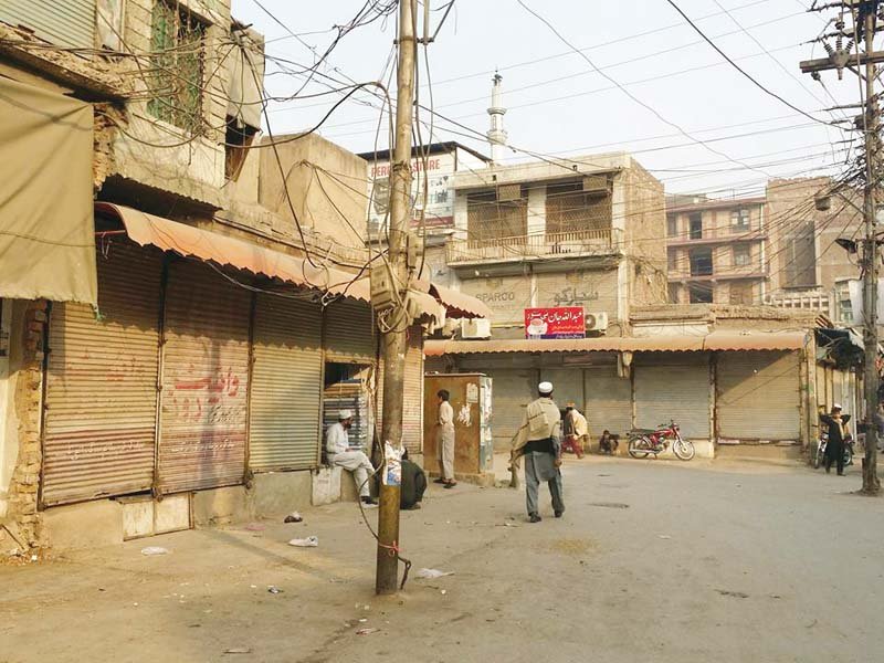peshawar s qissa khwani bazar sealed over violations of sops