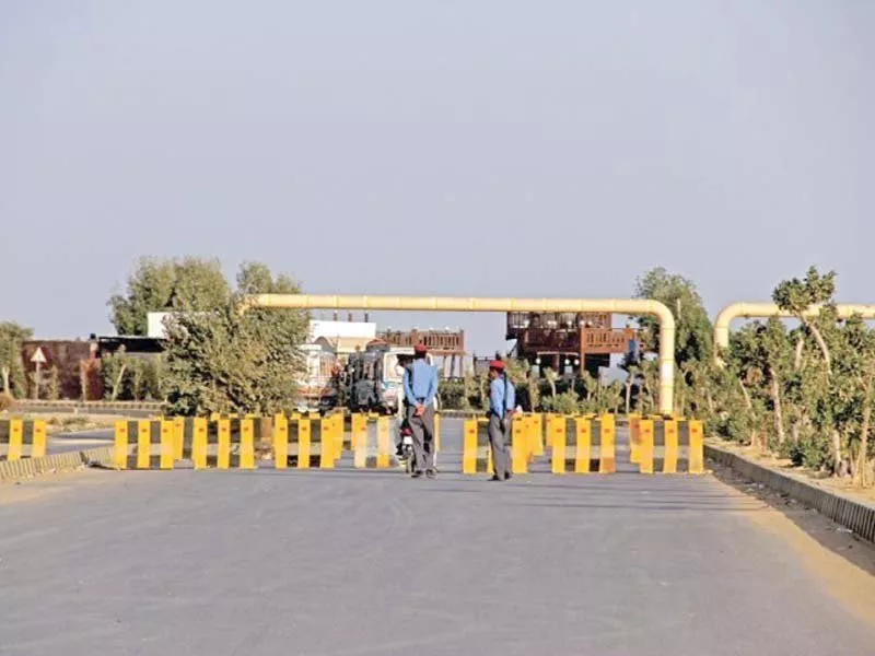 the eight entry points into dha phase viii will have electronic gates with separate lanes for residents with e tags and visitors motorcyclists will have a tough time getting into the neighbourhood photo file the eight entry points into dha phase viii will have electronic gates with separate lanes for residents with e tags and visitors motorcyclists will have a tough time getting into the neighbourhood photo file