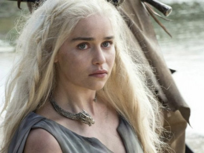 hbo teases with game of thrones season 6 stills