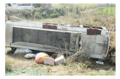 six die in road accidents in two days