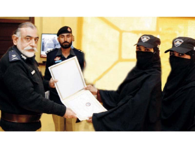elite police training centre women commandos awarded by igp