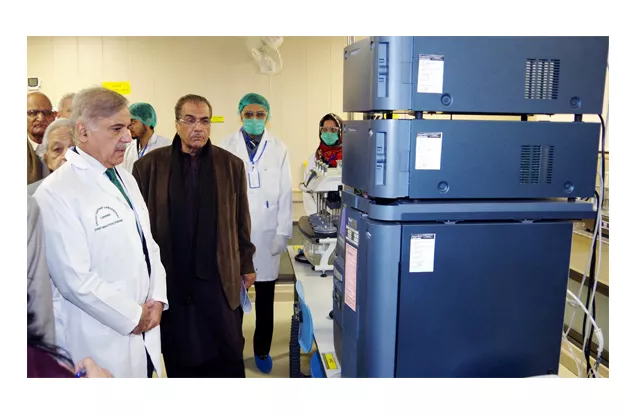 chief minister shahbaz sharif examining the drug testing laboratory after its inauguration photo inp chief minister shahbaz sharif examining the drug testing laboratory after its inauguration photo inp