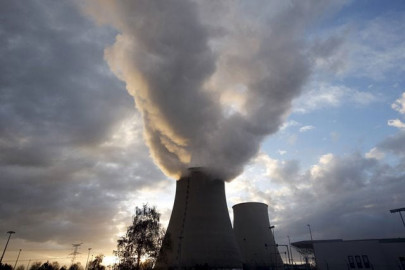 edf says extending life of 4 uk nuclear power stations