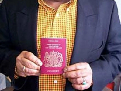 london police return mqm chief s passport london police return mqm chief s passport