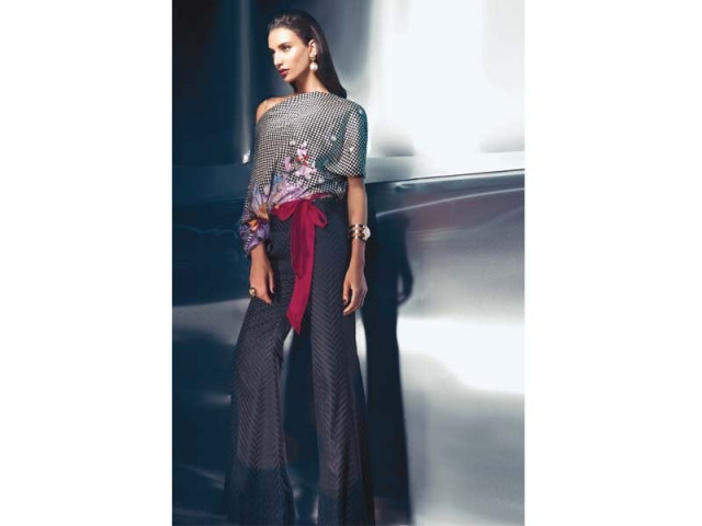 rabia butt sporting maskatiya s paristan collection photos publicity rabia butt sporting maskatiya s paristan collection photos publicity