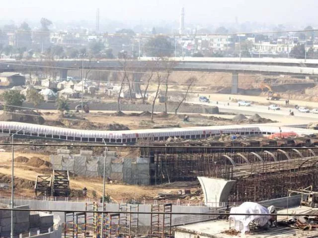 construction work has caused problems with traffic flow especially during peak hours photos muhammad javaid express construction work has caused problems with traffic flow especially during peak hours photos muhammad javaid express