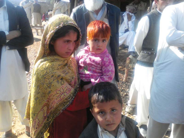 three of multani s four children photo express three of multani s four children photo express