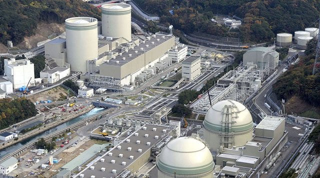 an aerial view shows no 4 front l no 3 front r no 2 rear l and no 1 reactor buildings at kansai electric power co 039 s takahama nuclear power plant in takahama town fukui prefecture on november 27 2014 photo reuters an aerial view shows no 4 front l no 3 front r no 2 rear l and no 1 reactor buildings at kansai electric power co 039 s takahama nuclear power plant in takahama town fukui prefecture on november 27 2014 photo reuters