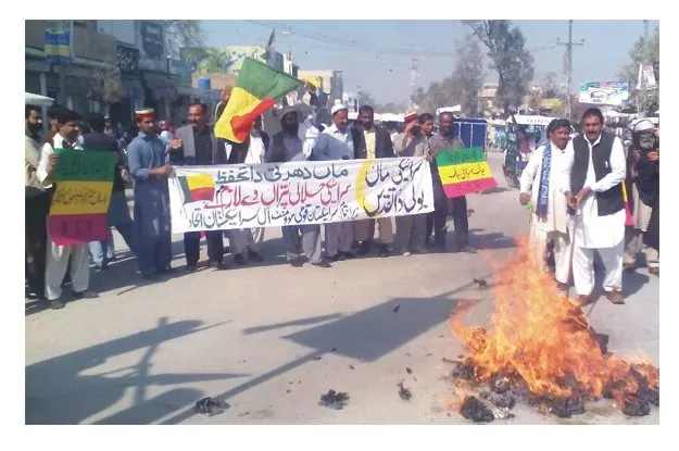 participants of a rally organised by saraikistan qaumi movement sqm and all saraiki ittehad photo express participants of a rally organised by saraikistan qaumi movement sqm and all saraiki ittehad photo express