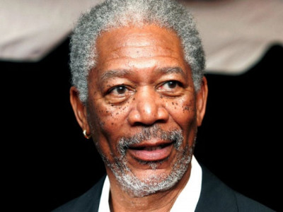 morgan freeman s voice will finally guide you home morgan freeman s voice will finally guide you home