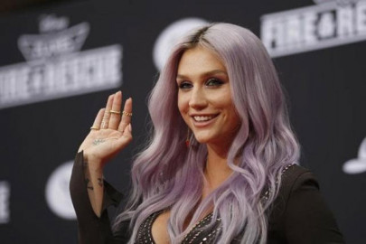 producer dr luke accuses kesha supporters of trial by twitter