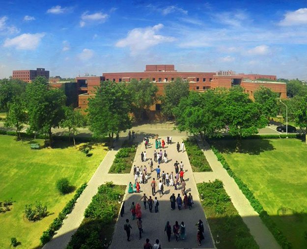 The University of Lahore : Rankings, Fees & Courses Details