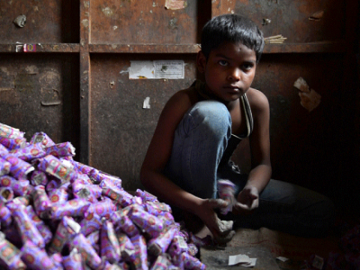 indian teenager escapes debt bondage says employer burned his legs indian teenager escapes debt bondage says employer burned his legs