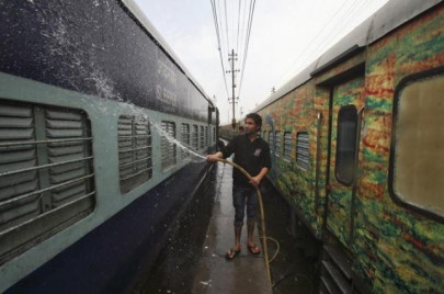 india to rename railway coolies in modernisation drive