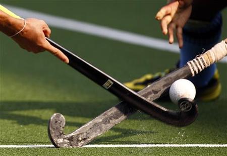 players battle for the ball during the 16th asian games in guangzhou guangdong province november 17 2010 photo reuters