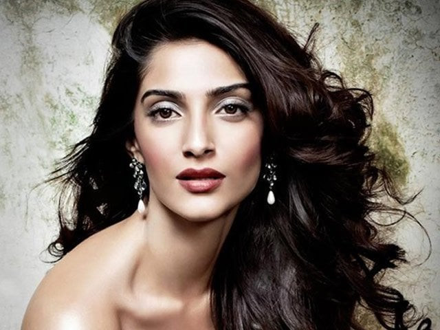 is the actor taking a jab at deepkia and priyanka photo tribunereporter is the actor taking a jab at deepkia and priyanka photo tribunereporter