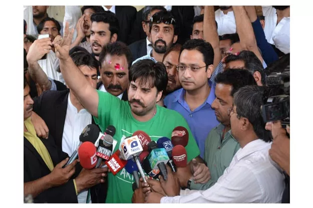 fixit campaigner alamgir khan had been arrested for planning to dump trash outside cm house in protest photo express fixit campaigner alamgir khan had been arrested for planning to dump trash outside cm house in protest photo express