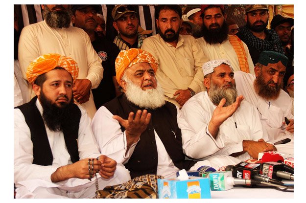 maulana fazlur rehman addressing a press conference in hyderabad photo online